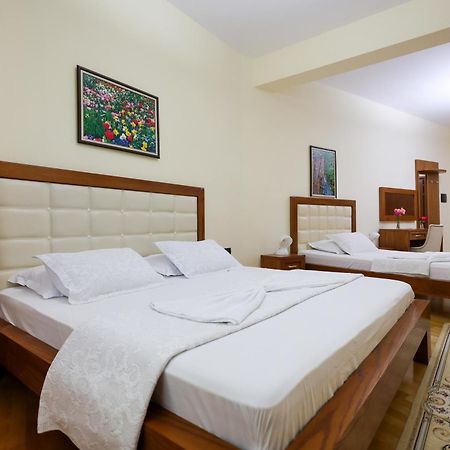 Hotel Kanione Cerenisht Luaran gambar