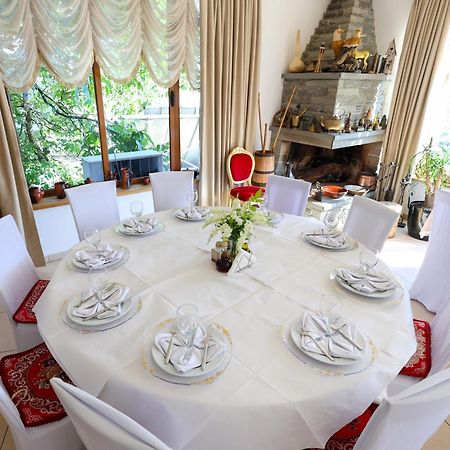 Hotel Kanione Cerenisht Luaran gambar